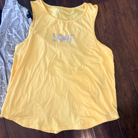 Colorful Tank Top Collection L - Picture 7 of 9